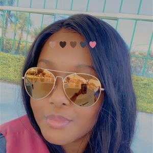 Meet your Posher, Lexi